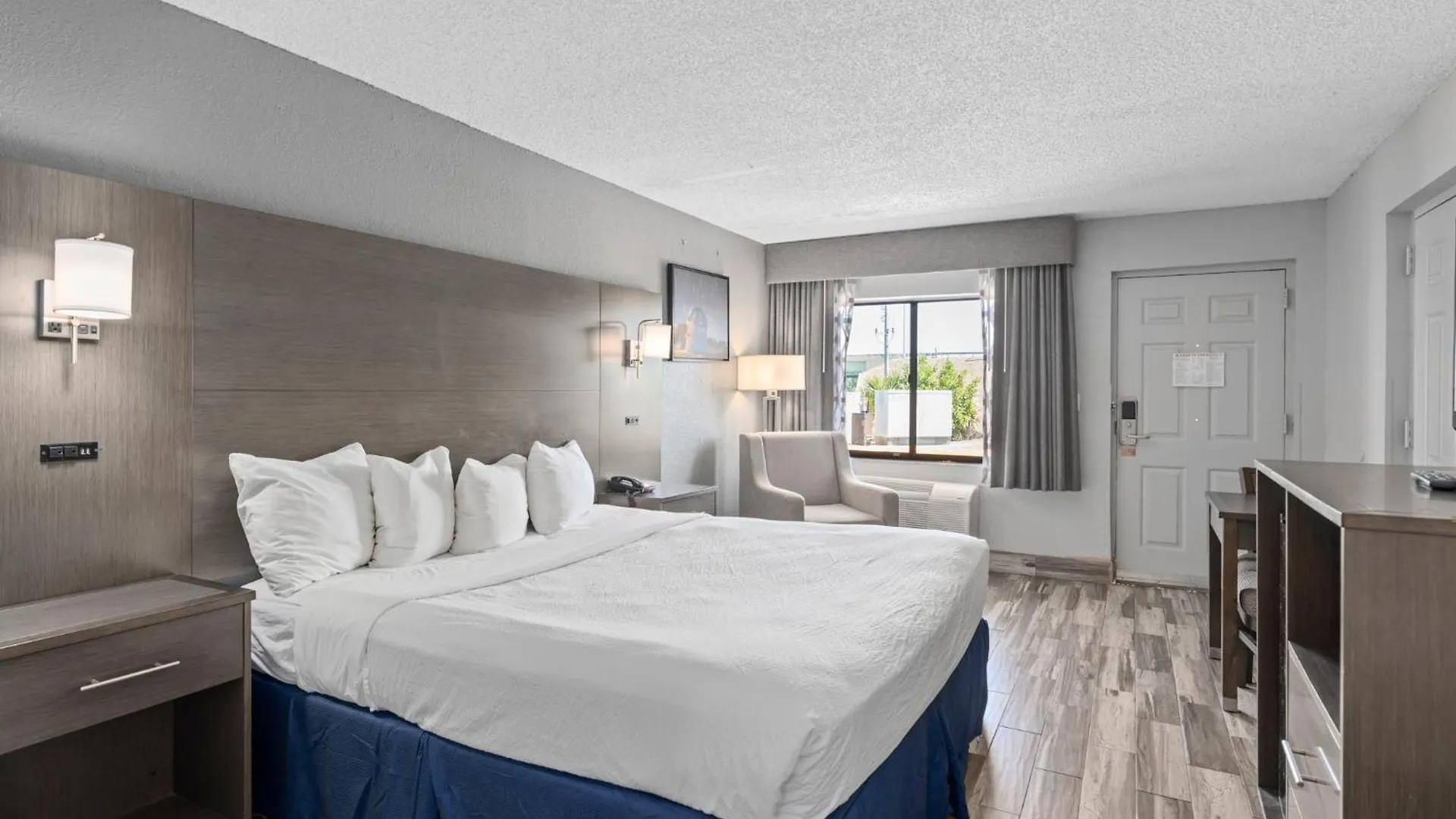 Baymont By Wyndham Orlando East Hotel Alafaya