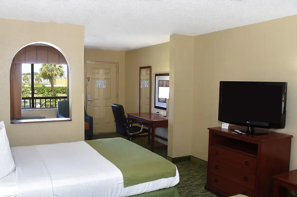 Baymont By Wyndham Orlando East Hotel Alafaya